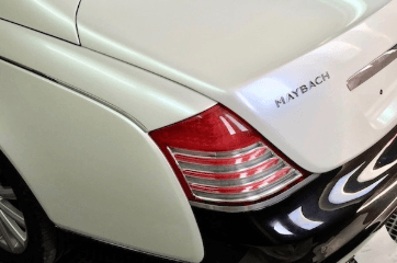 Čuvena "bela perla" -
najelegantnija auto 
folija